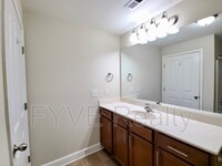 8150 Lenox Creekside Dr photo'