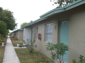 2309 Lake Worth Rd Apartamentos