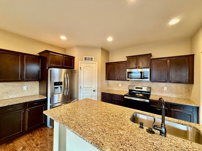 8438 Creek Brush Dr in Colorado Springs, CO - Building Photo - Building Photo