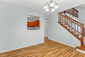 2621 College Hill Cir in Schaumburg, IL - Building Photo - Building Photo