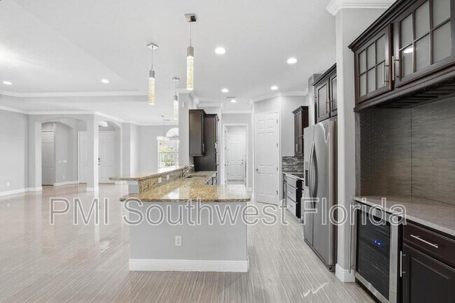 945 145th St Cir NE in Bradenton, FL - Building Photo - Building Photo