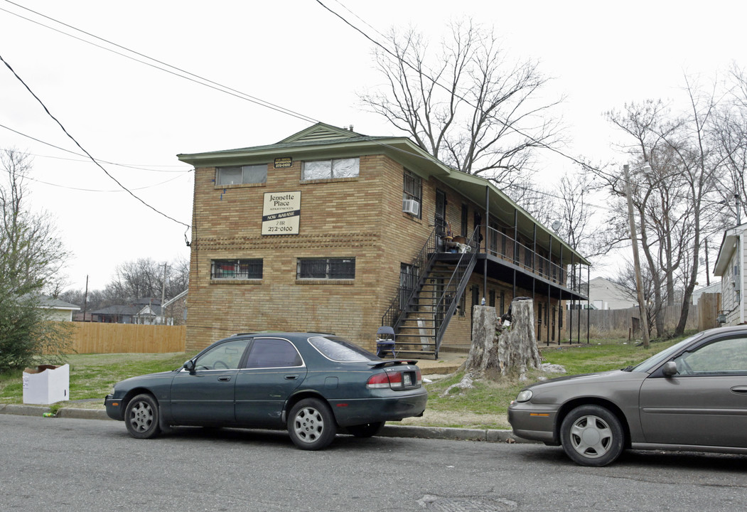 Jennette Place Apartments in Memphis, TN - Building Photo