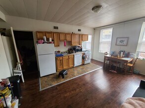 4521 Centre Ave in Pittsburgh, PA - Building Photo - Building Photo