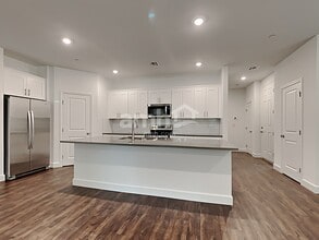 642 N Water St in Henderson, NV - Building Photo - Building Photo
