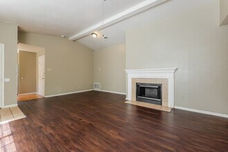 23 Emery Cliff Pl in Spring, TX - Building Photo - Building Photo