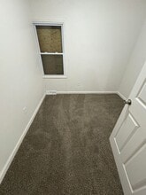 11 Westwood Dr in Sauget, IL - Building Photo - Building Photo