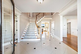 30 Columbus Dr in Monmouth Beach, NJ - Building Photo - Building Photo