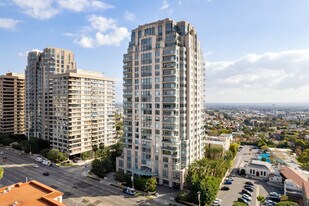 The Californian in Los Angeles, CA - Building Photo