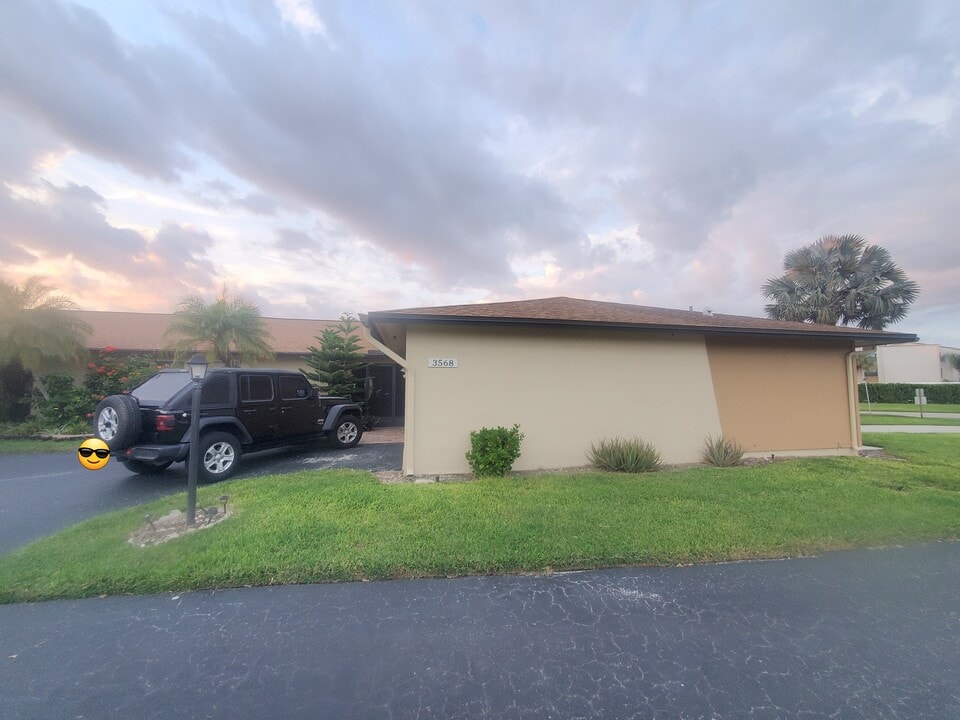 3568 Boca Ciega Dr in Naples, FL - Building Photo