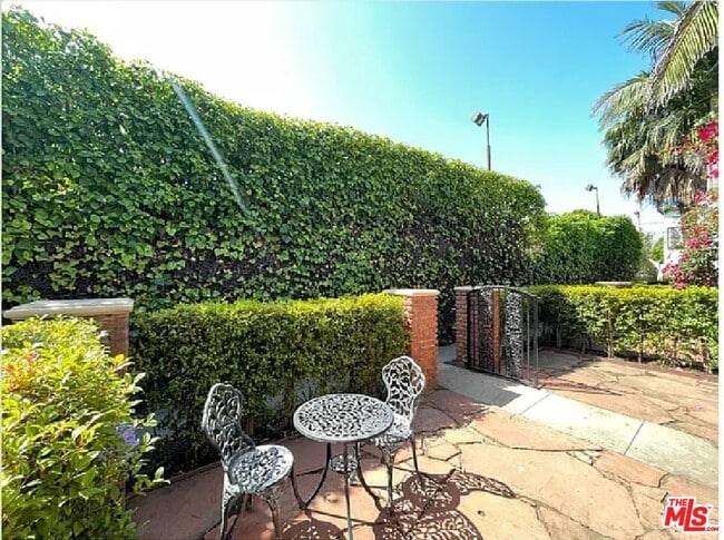 1144 15th St in Santa Monica, CA - Building Photo - Building Photo