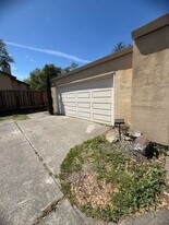 2808 Tachevah Dr in Santa Rosa, CA - Building Photo