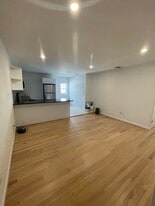 2572 Merrick Rd, Unit C in Bellmore, NY - Building Photo