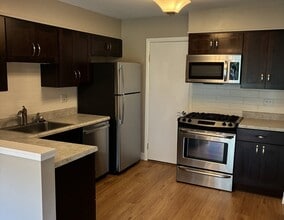 366 Pinetree Ln in Schaumburg, IL - Building Photo - Building Photo