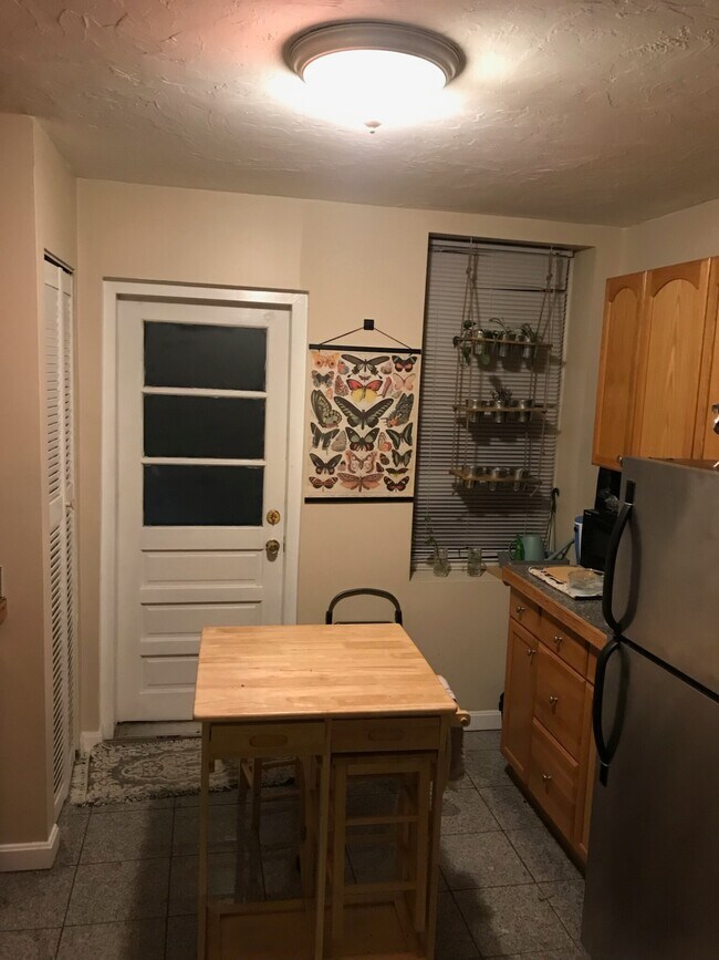 224 Hanover St in Boston, MA - Building Photo - Building Photo