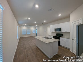 3526 Angus Crossing in San Antonio, TX - Building Photo - Building Photo