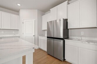 17107 James Trl in Parrish, FL - Building Photo - Building Photo