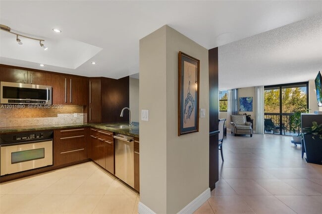property at 2900 NE 14th Street Causeway