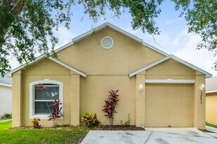 12853 Parkbury Dr in Orlando, FL - Building Photo