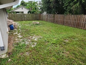 2225 86th Ct in Vero Beach, FL - Building Photo - Building Photo