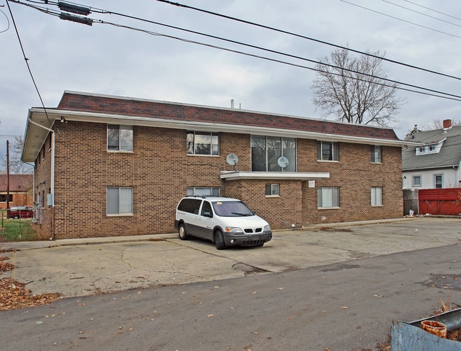 220 Burkhardt Ave in Dayton, OH - Building Photo - Building Photo