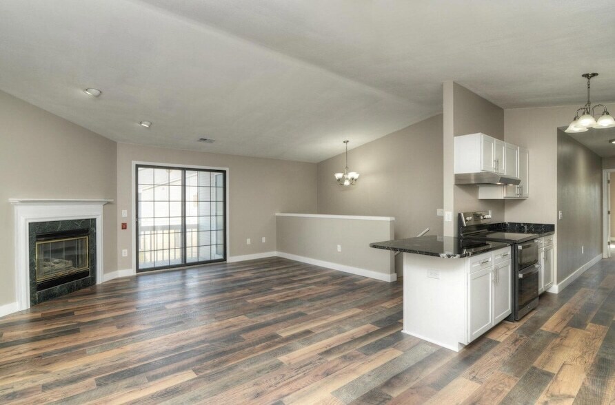 7311 98th Ave in Kenosha, WI - Foto de edificio