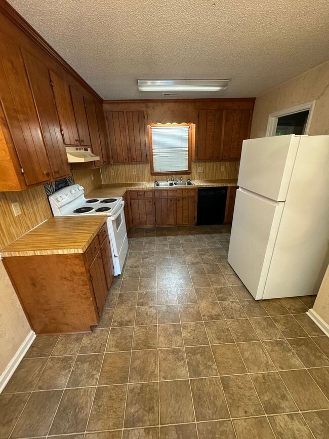 1150 McKinnon Dr in Rock Hill, SC - Building Photo - Building Photo