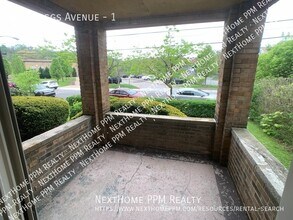 835 Boggs Ave in Pittsburgh, PA - Building Photo - Building Photo