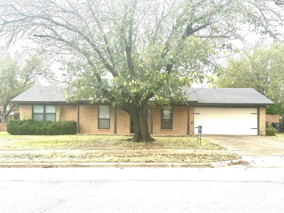 2902 McNiel Ave in Wichita Falls, TX - Building Photo