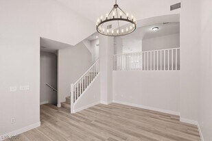 2755 Fountain Ridge Ln in Henderson, NV - Building Photo