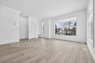 13516-13115 115 Ave NW in Edmonton, AB - Building Photo - Building Photo