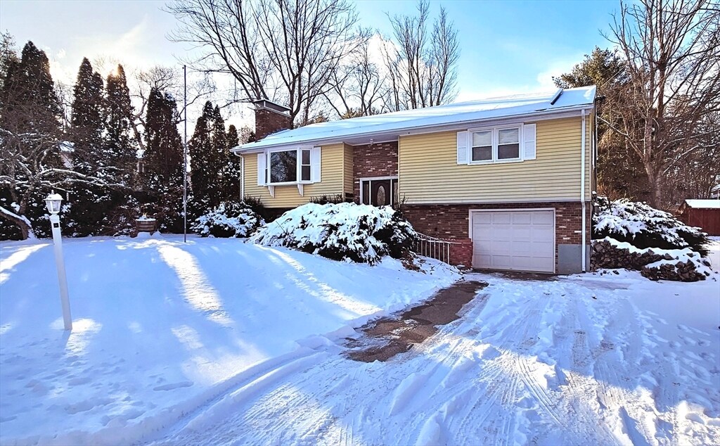 74 Locust Ave in Southbridge, MA - Building Photo