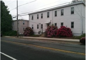 238-240 Simmonsville Ave Apartments