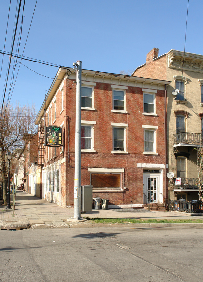 92 Washington St in Newburgh, NY - Building Photo - Building Photo