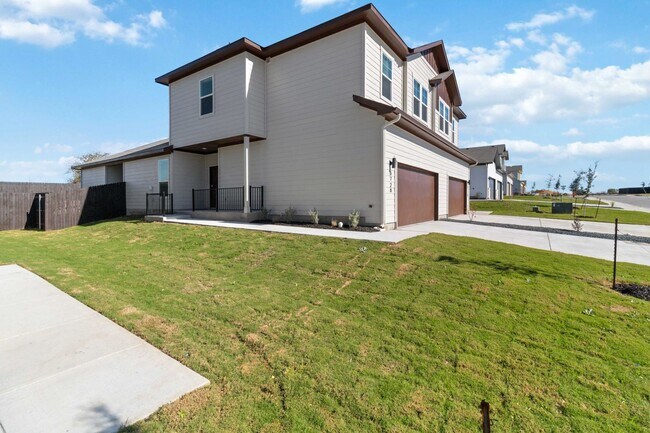 210-210 Nespral Dr in San Antonio, TX - Building Photo - Building Photo