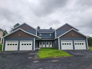 48 Nicholas Ln in Barre, VT - Building Photo - Building Photo