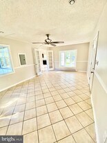 46 Beaverdale Ln in Willingboro, NJ - Building Photo