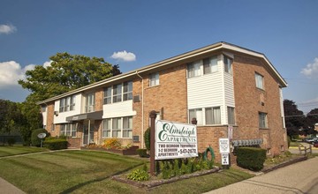 Elmsleigh Apartments in Royal Oak, MI - Foto de edificio - Building Photo