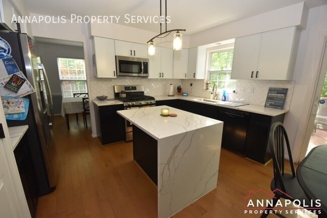 2808 Traxler Ct in Crofton, MD - Building Photo - Building Photo
