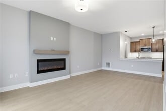 1195 Marina Pkwy in Macedon, NY - Building Photo - Building Photo