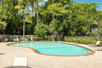 869 Wax Myrtle Ln in Houston, TX - Building Photo - Building Photo