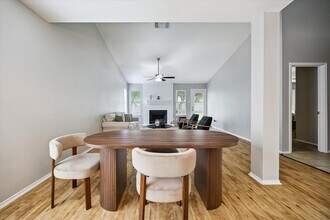 17504 Klamath Falls Dr in Round Rock, TX - Building Photo - Building Photo