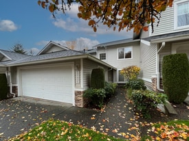 22426 43rd Ave S in Kent, WA - Building Photo