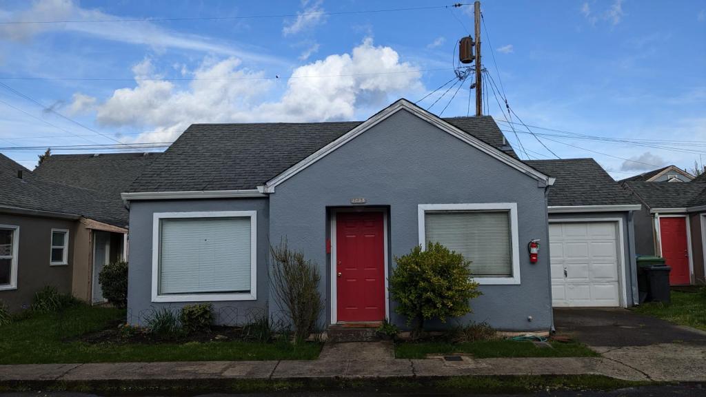 1038 Howard St SE in Salem, OR - Building Photo