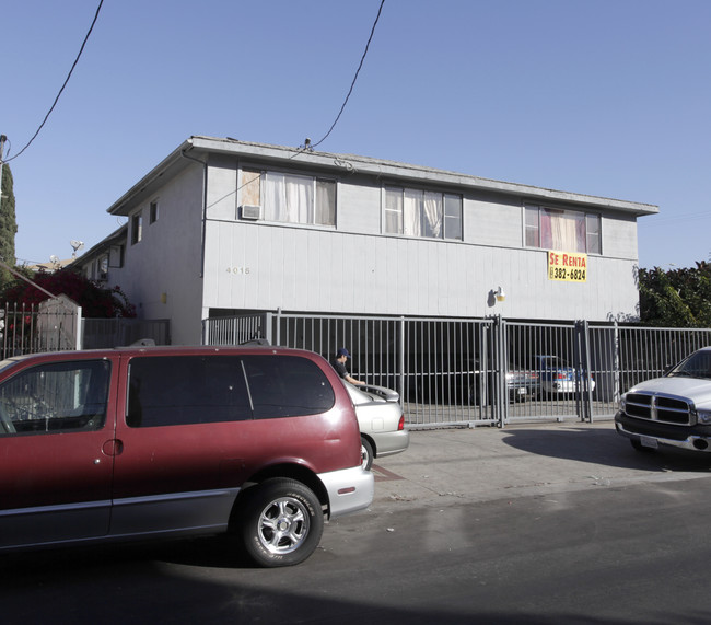 4015 Marathon St in Los Angeles, CA - Foto de edificio - Building Photo