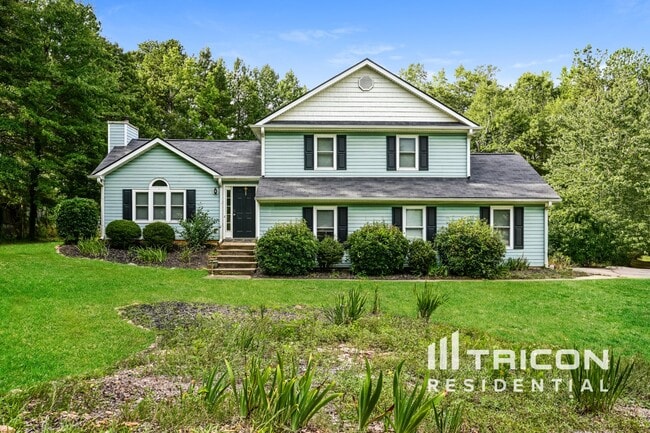 property at 74 Huntington Ct