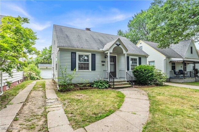12409 Kensington Ave in Cleveland, OH - Building Photo - Building Photo