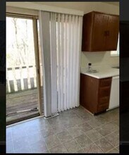 6984 Shattuck Rd in Saginaw, MI - Building Photo - Building Photo