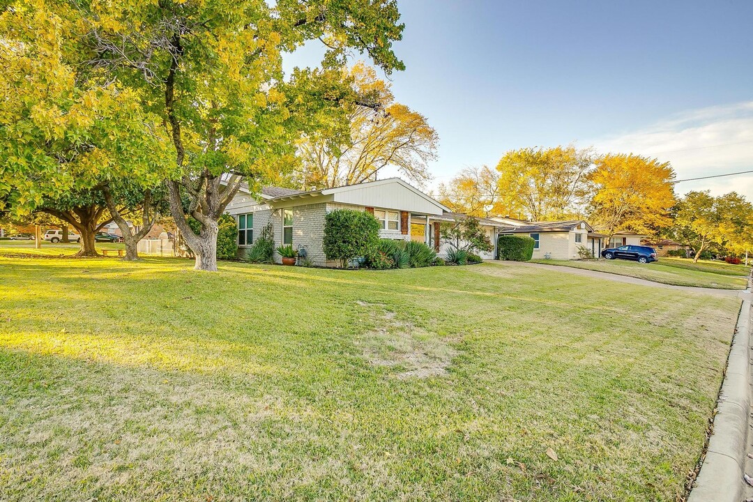 5328 Keswick Ave in Fort Worth, TX - Building Photo