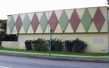 1259-1263 Baker St in Costa Mesa, CA - Foto de edificio - Building Photo