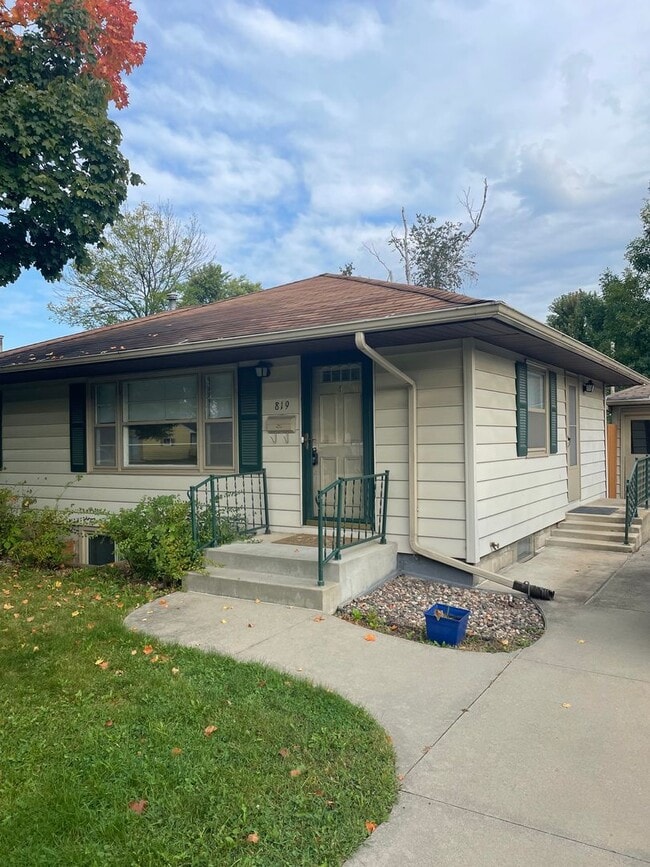 property at 1-11 1/2 2nd St SW